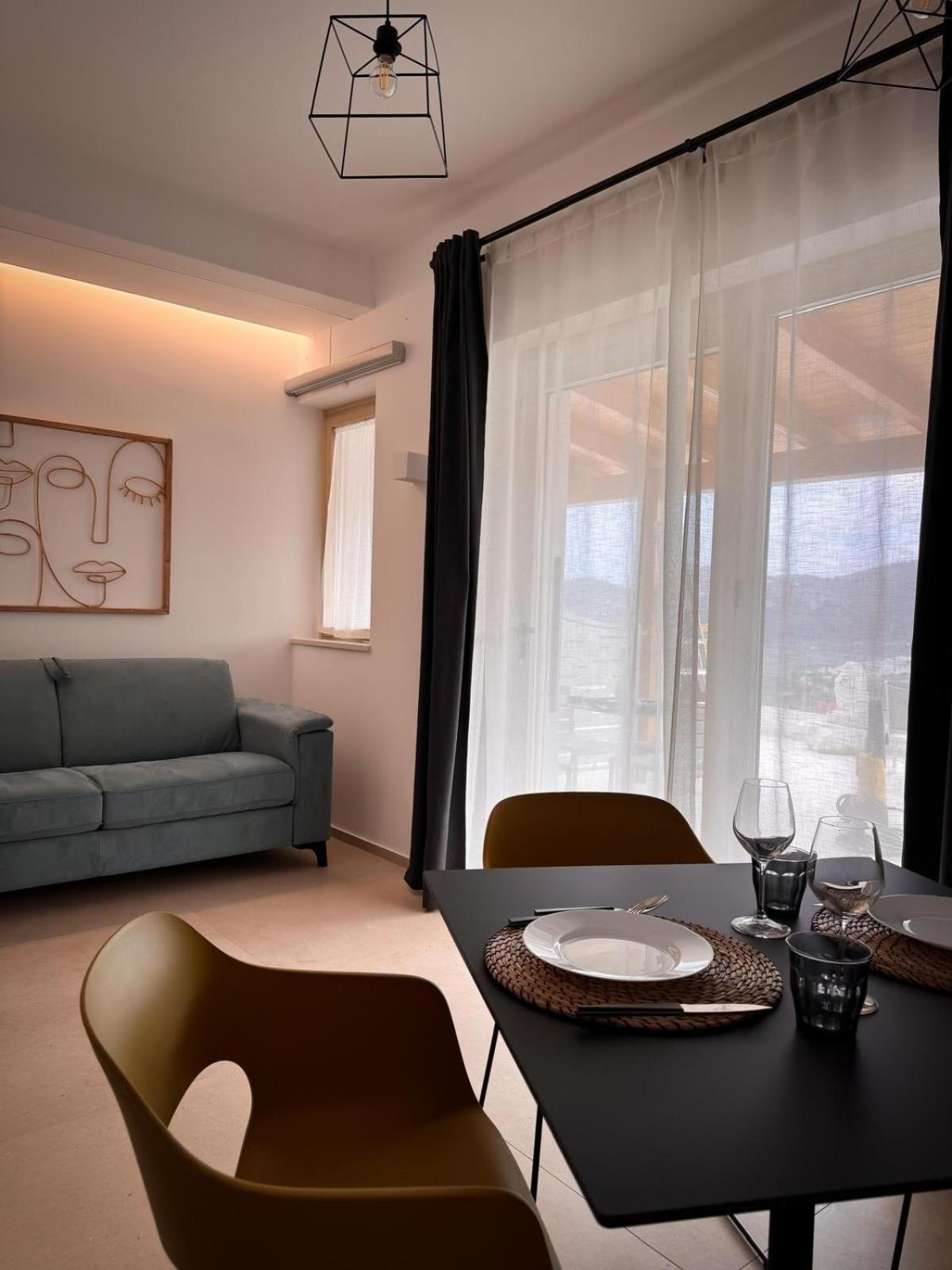 Aura Apartments Mattinata Exterior foto